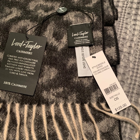 Lord and Taylor/Cashmere scarf - Picture 4 of 5